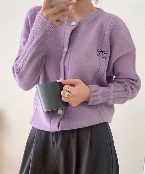 リボンワンポイントニットカーディガン秋冬 レディース パール調ボタン ニットトップス 長袖 ニットアウター クルーネック セーター 韓国風 ベーシック ニット羽織 2HUANYI-001